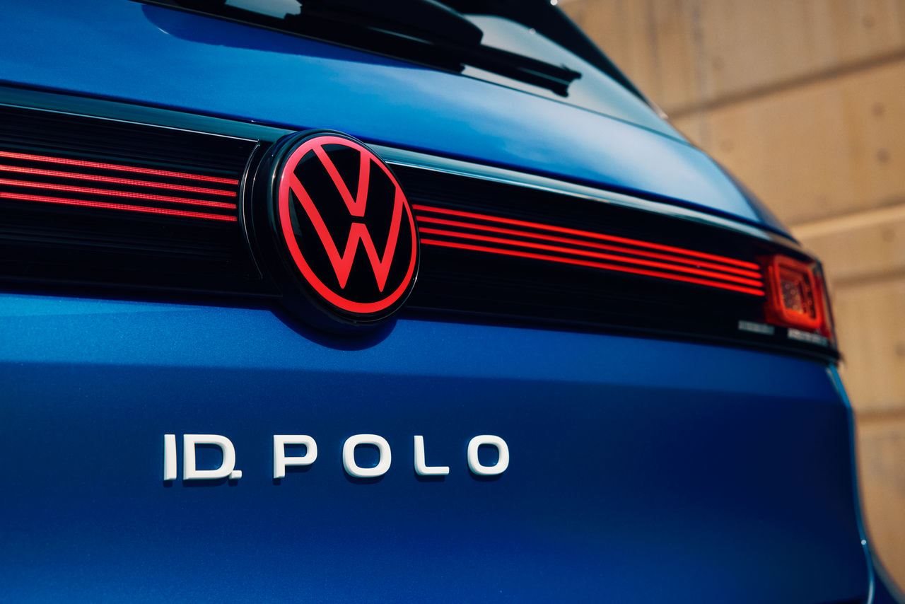 ID. Polo badge and illuminated Volkswagen logo on the rear of the car